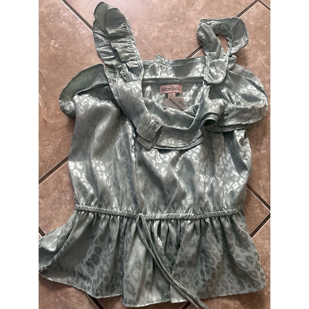 NWOT Bloomfield M Satin Ruffle Blouse Top Seafoam